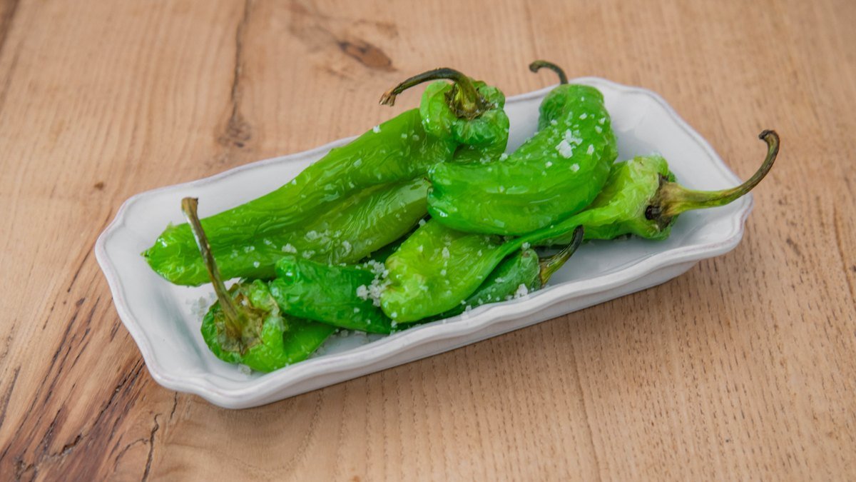Friggitellis, poivrons verts italiens frits au gros sel, Le Premier à Vincennes